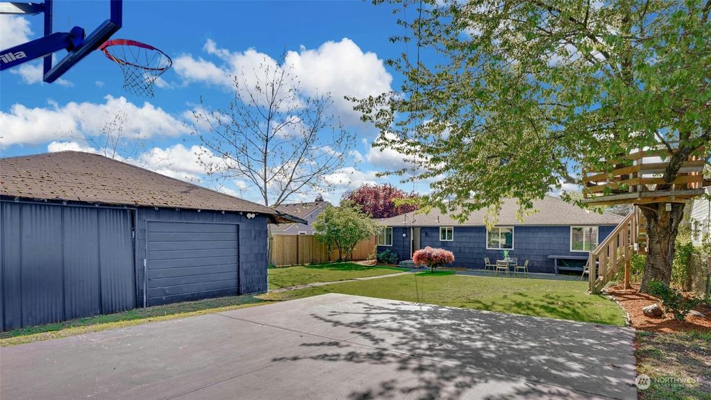 Photo of 9014 34th Avenue SW, Seattle, WA 98126 (MLS # 2230467)