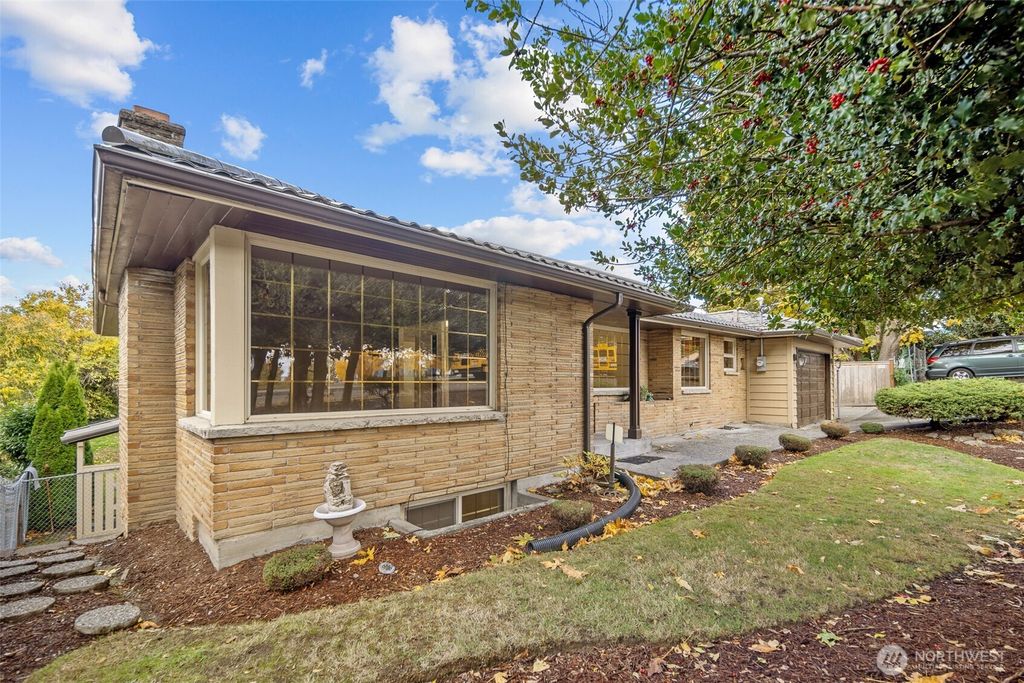 Photo of 7915 37th Avenue S, Seattle, WA 98118 (MLS # 2449258)