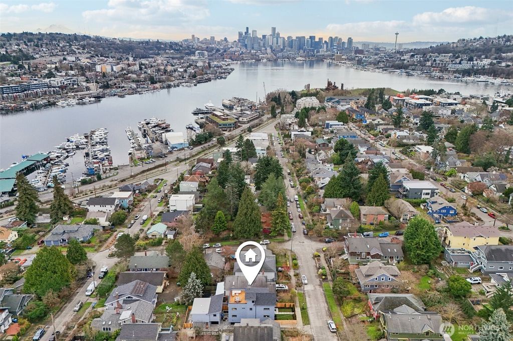 Photo of 3714 Bagley Avenue N, Seattle, WA 98103 (MLS # 2492888)