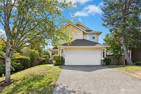 Photo of 25211 SE 43rd Way, Sammamish, WA 98029 (MLS # 2565754)