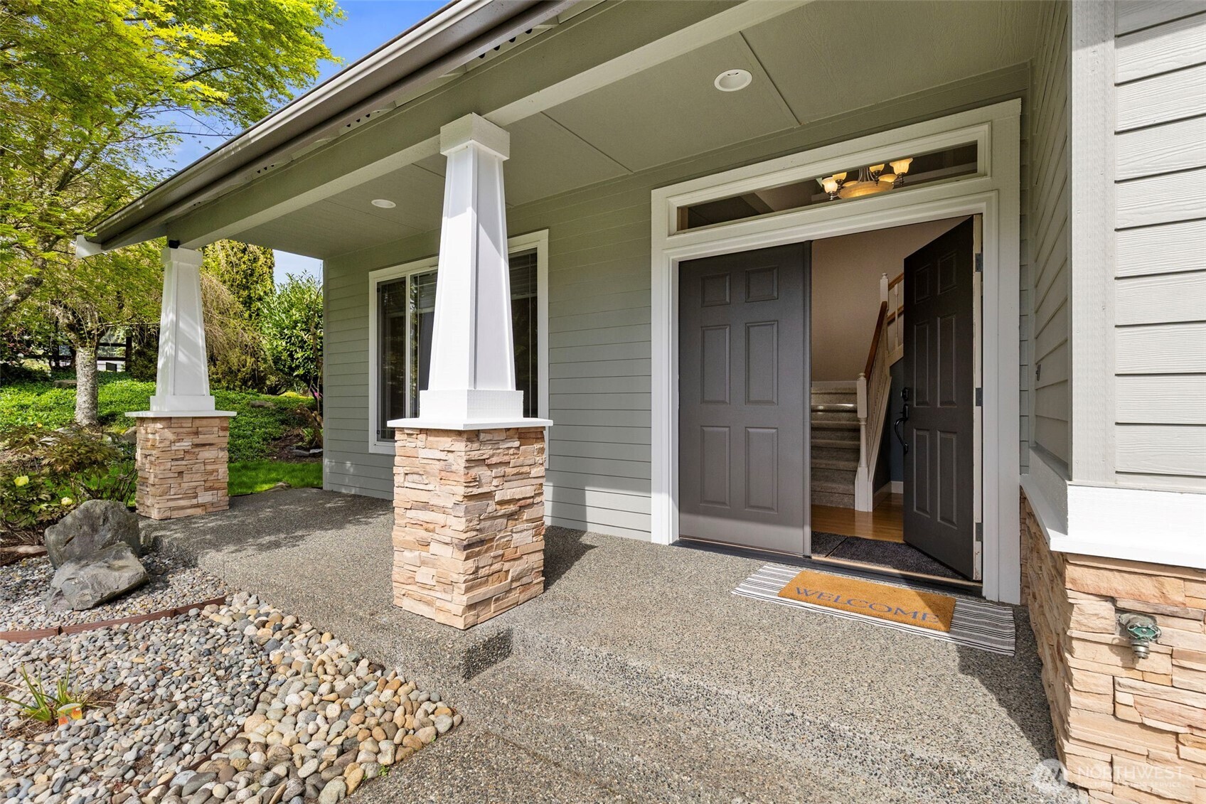 11560 NE Skyward Loop