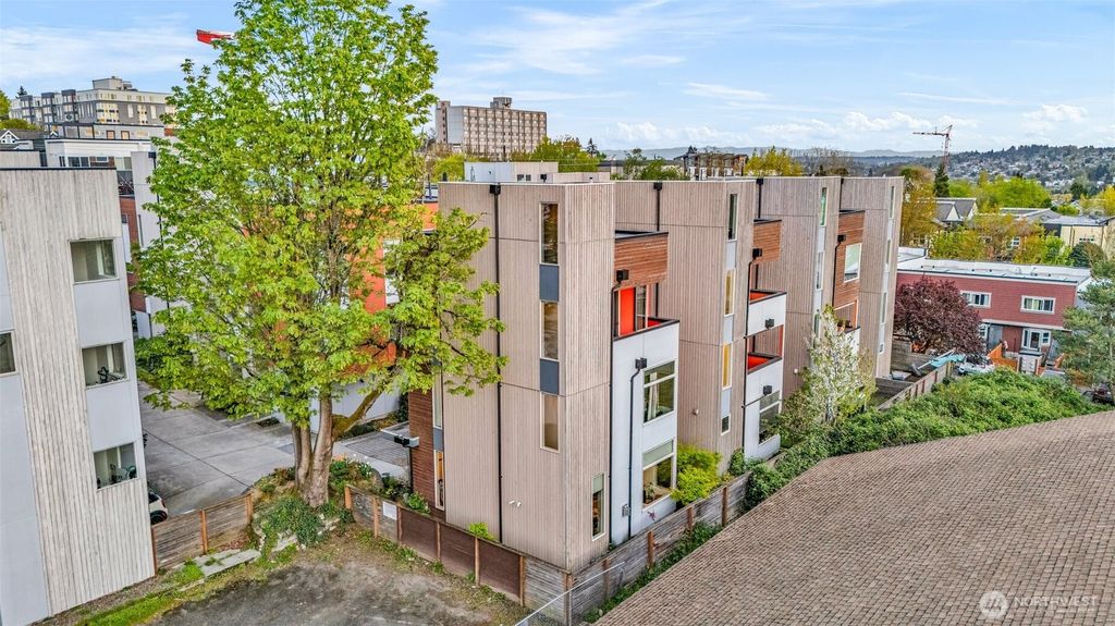 Photo of 129 16th Avenue, Seattle, WA 98122 (MLS # 2364422)