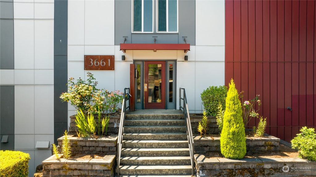 Photo of 3661 Phinney Avenue N #303, Seattle, WA 98103 (MLS # 2267621)