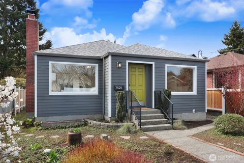 Photo of 7525 17th Avenue NW, Seattle, WA 98117 (MLS # 2500757)