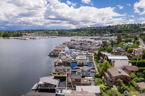 Photo of 1210 E Shelby Street #G, Seattle, WA 98102 (MLS # 2581922)