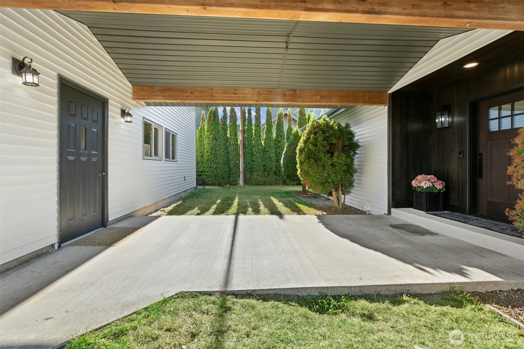 14938 Channel Lane