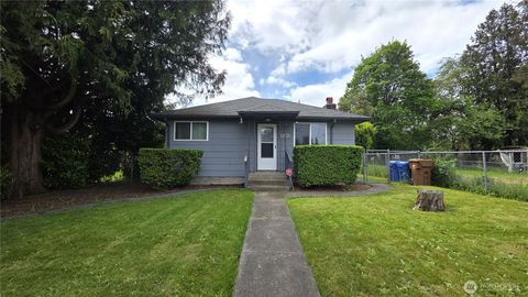 Photo of 836 E 47TH ST, Tacoma, WA 98404 (MLS # 2521196)