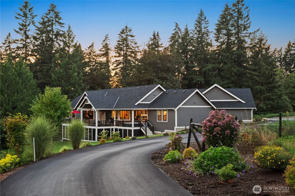 Photo of 39029 254th Avenue SE, Enumclaw, WA 98022 (MLS # 2336808)