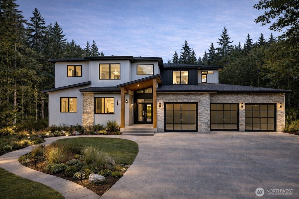 Photo of 197 242nd Avenue NE, Woodinville, WA 98077 (MLS # 2504938)