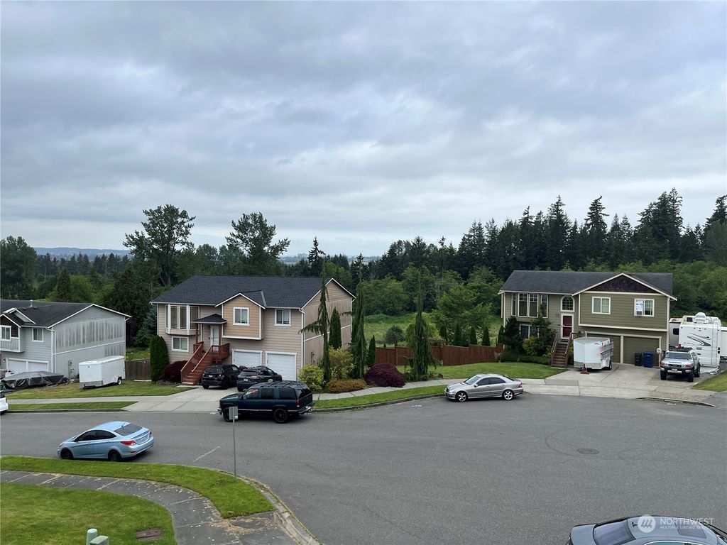 Photo of 2923 70th Drive NE, Marysville, WA 98270 (MLS # 2126084)