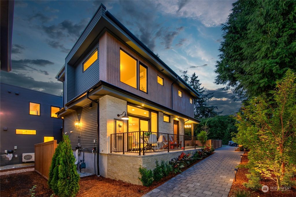 Photo of 133 10th Avenue, Kirkland, WA 98033 (MLS # 2297492)