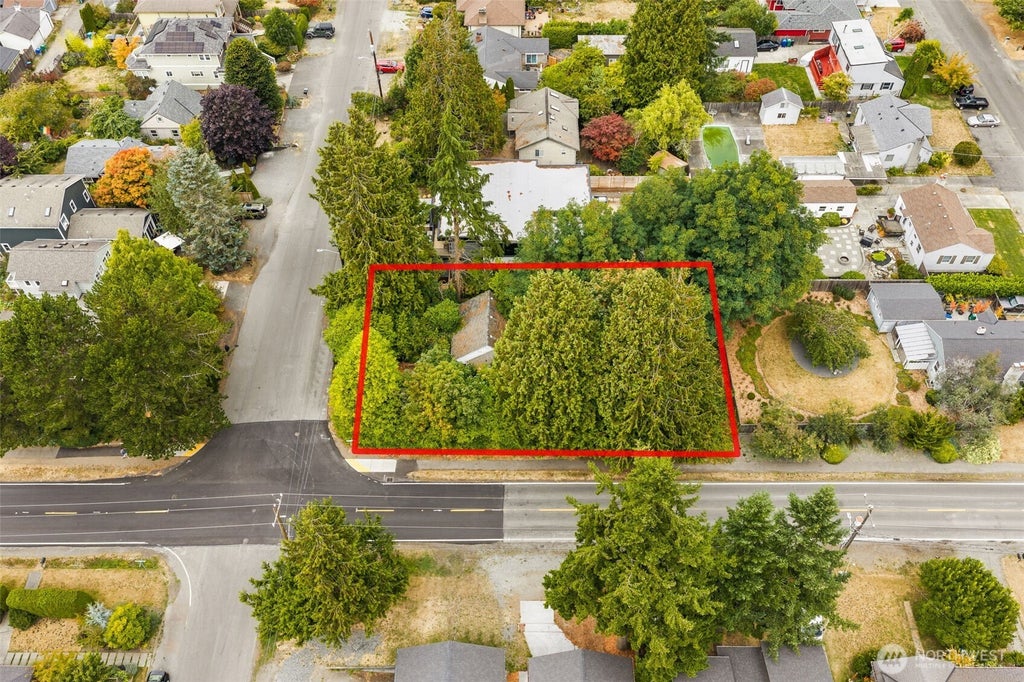 Photo of 10004 14th Avenue NW, Seattle, WA 98177 (MLS # 2578574)