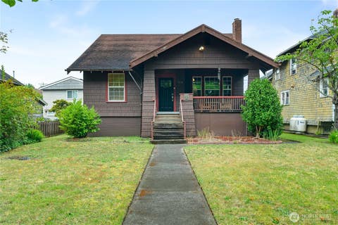 Photo of 312 W 2nd Street, Aberdeen, WA 98520 (MLS # 2558599)