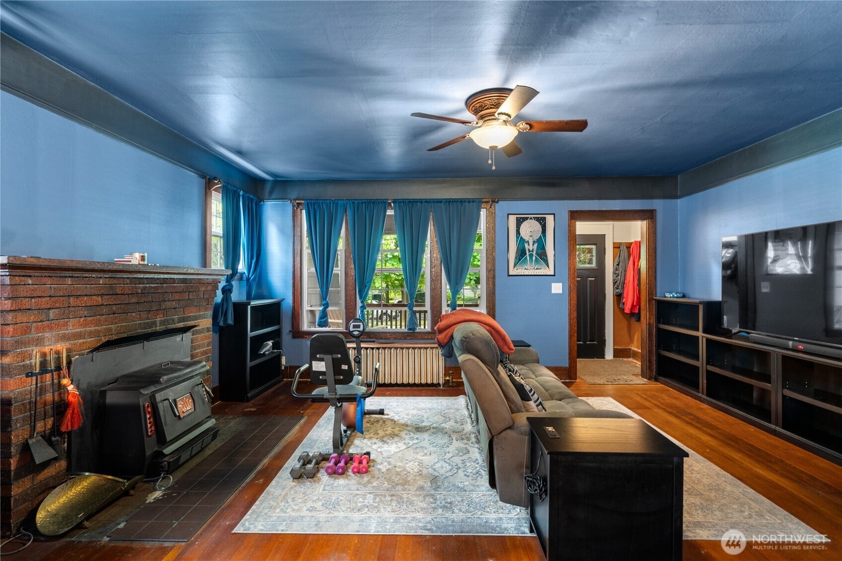 312 W 2nd Street