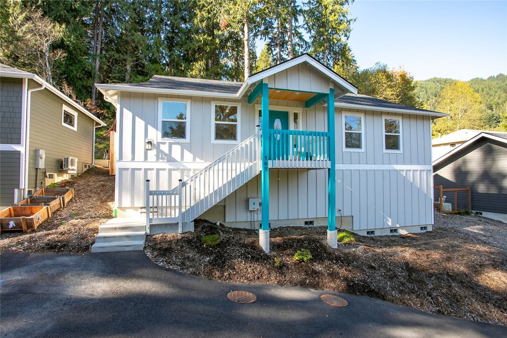 Photo of 565 Rainbow Drive, Sedro Woolley, WA 98284 (MLS # 2594850)