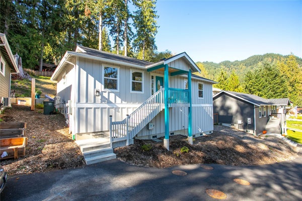 565 RAINBOW DRIVE, SEDRO WOOLLEY, WA 98284 - Image edd53ff99a1f856bc44f269c3040a423/3136545065