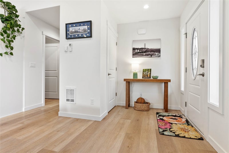 565 Rainbow Drive