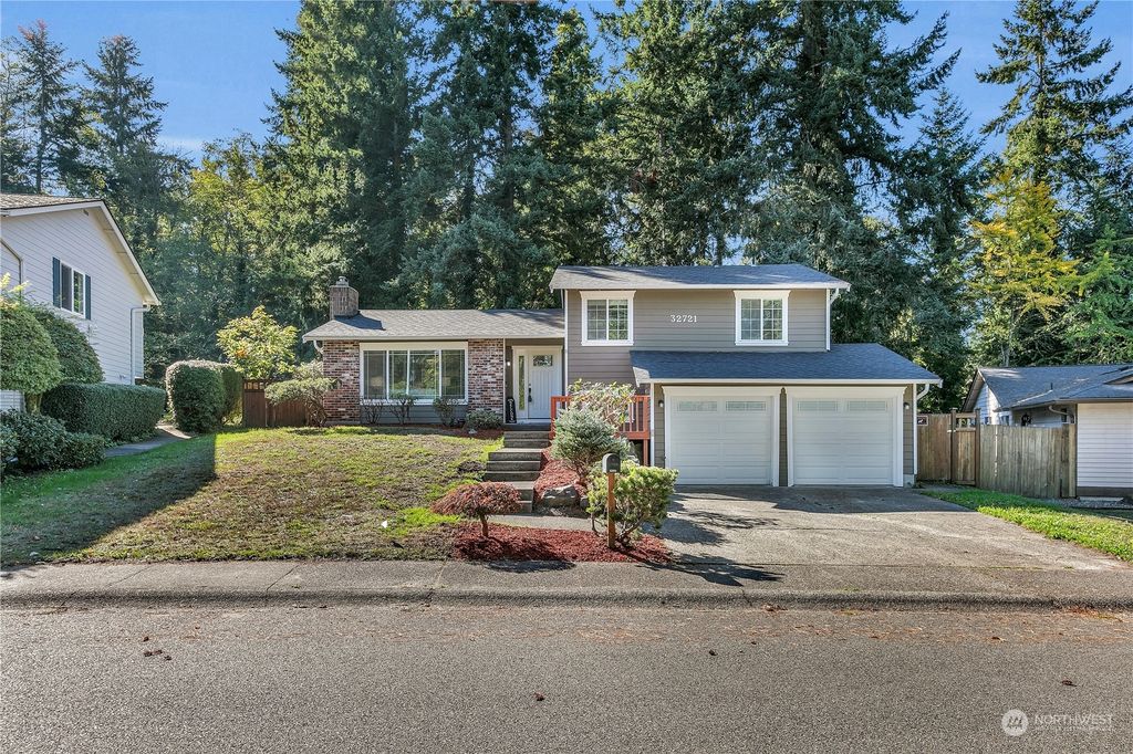 Photo of 32721 30th Ave SW Ave, Federal Way, WA 98023 (MLS # 2168785)