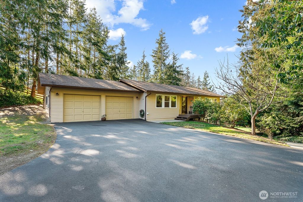 Photo of 759 Vista Drive, Camano Island, WA 98282 (MLS # 2458783)