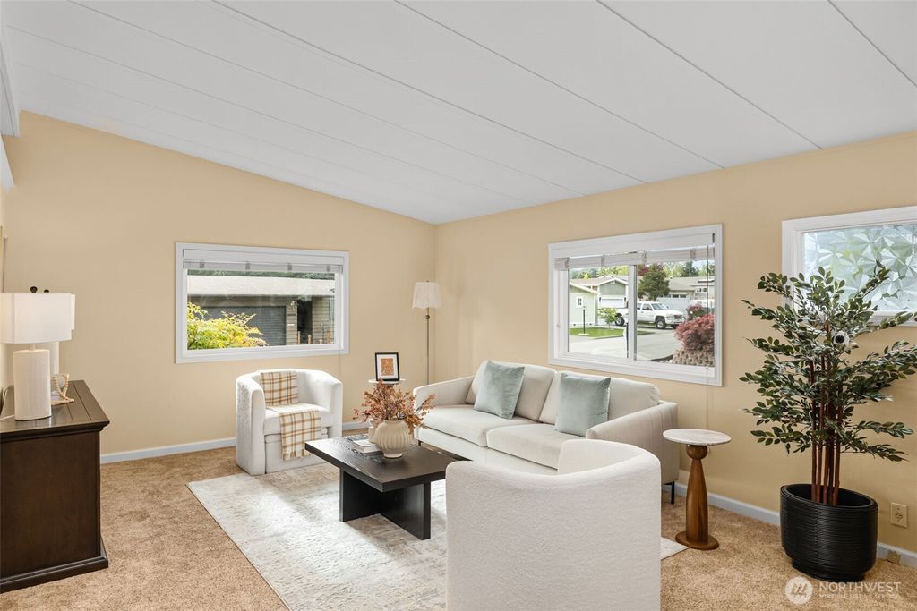 Photo of 23807 7th Place Pl W, Bothell, WA 98021 (MLS # 2522249)