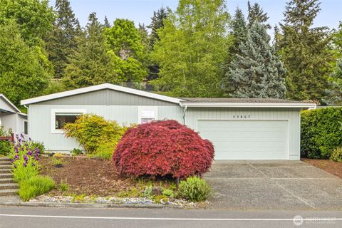 Photo of 23807 7th Place Pl W, Bothell, WA 98021 (MLS # 2522249)