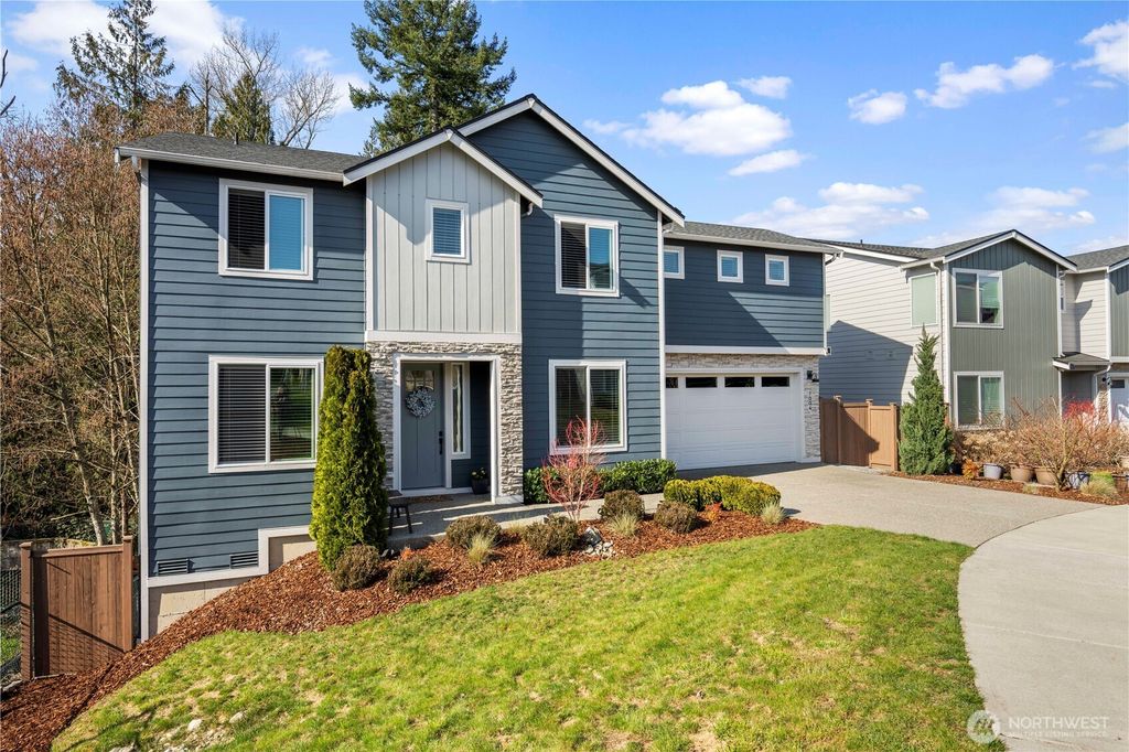 Photo of 7004 82nd Drive NE, Marysville, WA 98270 (MLS # 2481926)