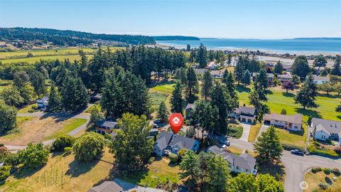 Photo of 2465 Discovery Place, Langley, WA 98260 (MLS # 2423535)
