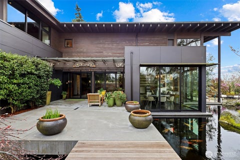 Photo of 919 6th Street W, Kirkland, WA 98033 (MLS # 2585263)