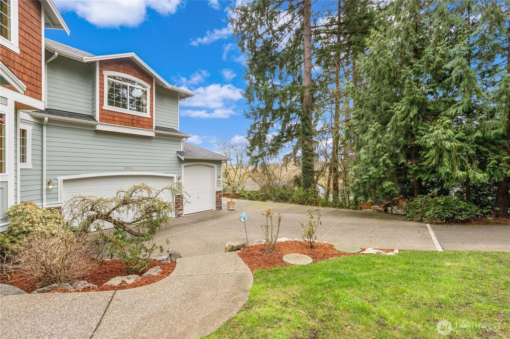 Photo of 18910 Ross Road, Bothell, WA 98011 (MLS # 2332820)