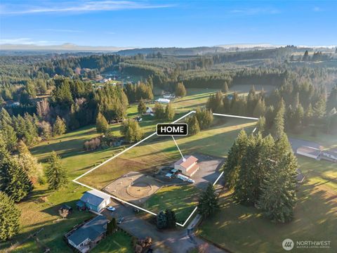 Photo of 120 Gold Creek Place, Chehalis, WA 98532 (MLS # 2471143)
