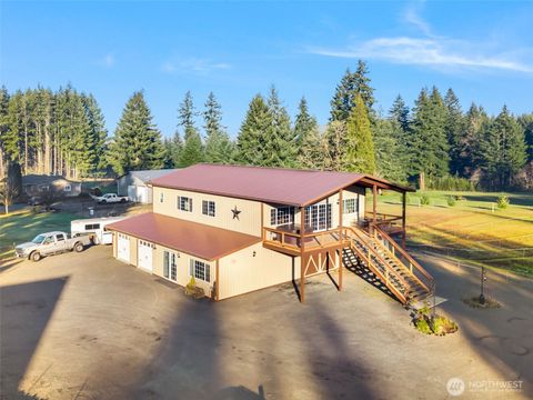Photo of 120 Gold Creek Place, Chehalis, WA 98532 (MLS # 2471143)