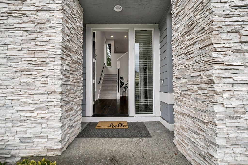 Photo of 13221 181st Avenue Ct E, Bonney Lake, WA 98391 (MLS # 2486234)