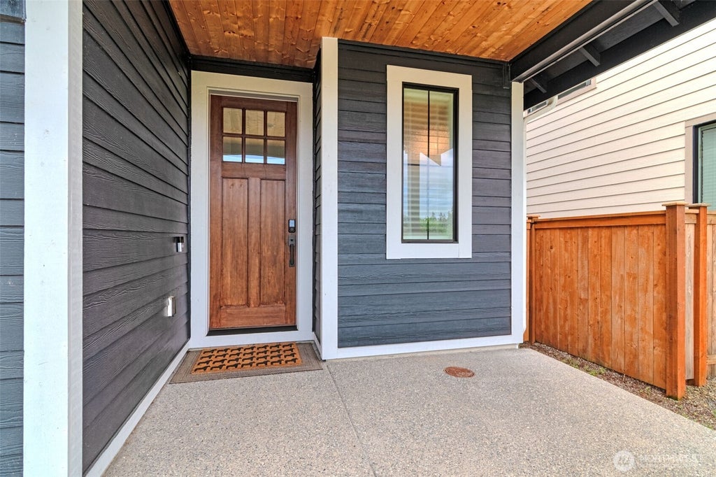Photo of 22425 285th st ST, Maple Valley, WA 98038 (MLS # 2549210)