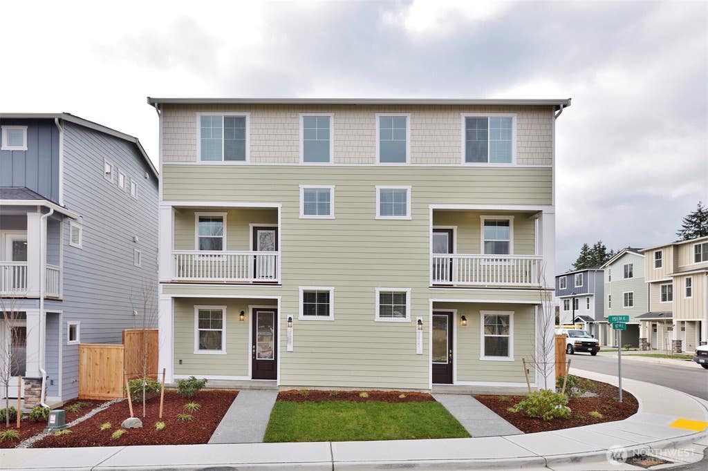 Photo of 8779 151st Court E, Puyallup, WA 98375 (MLS # 2554349)