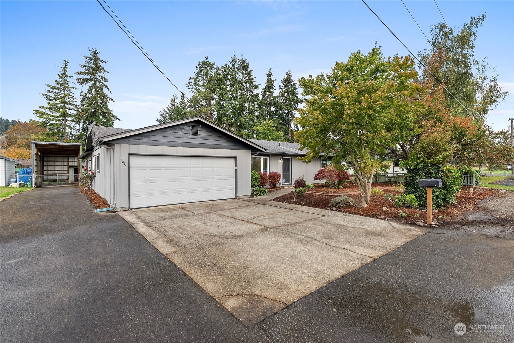 2015 Lynn Road