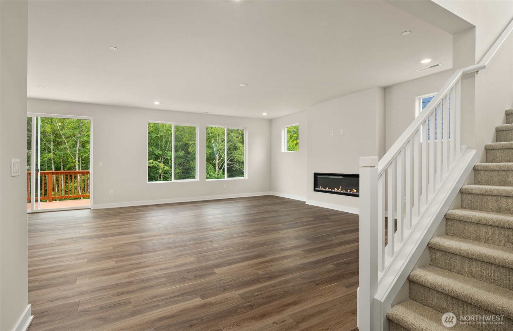 23277 Arbors Terrace Road NE 16