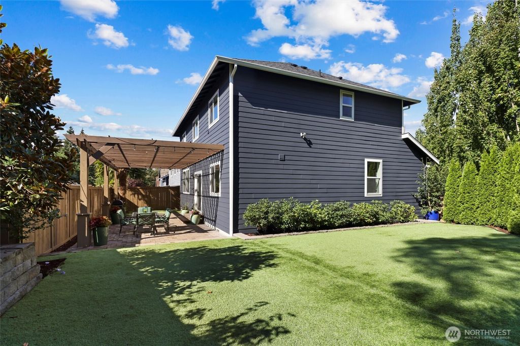 Photo of 2211 SE 103rd Place, Seattle, WA 98146 (MLS # 2439392)