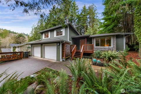 Photo of 6 Brookline Court, Bellingham, WA 98229 (MLS # 2472206)