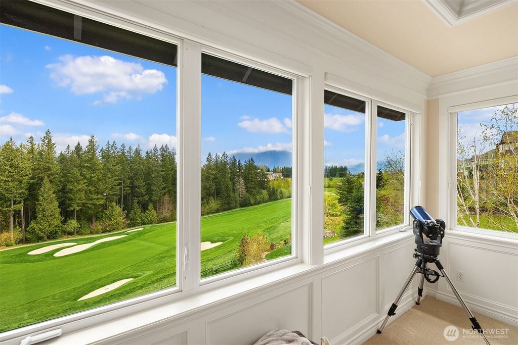 Photo of 6802 Cascade Avenue SE, Snoqualmie, WA 98065 (MLS # 2359806)