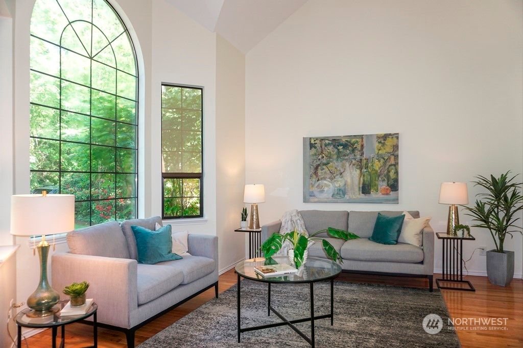 Photo of 4451 152nd Lane SE, Bellevue, WA 98006 (MLS # 2075348)