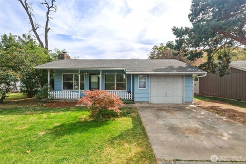 Photo of 531 NW 4th Avenue, Milton-Freewater, OR 97862 (MLS # 2587089)
