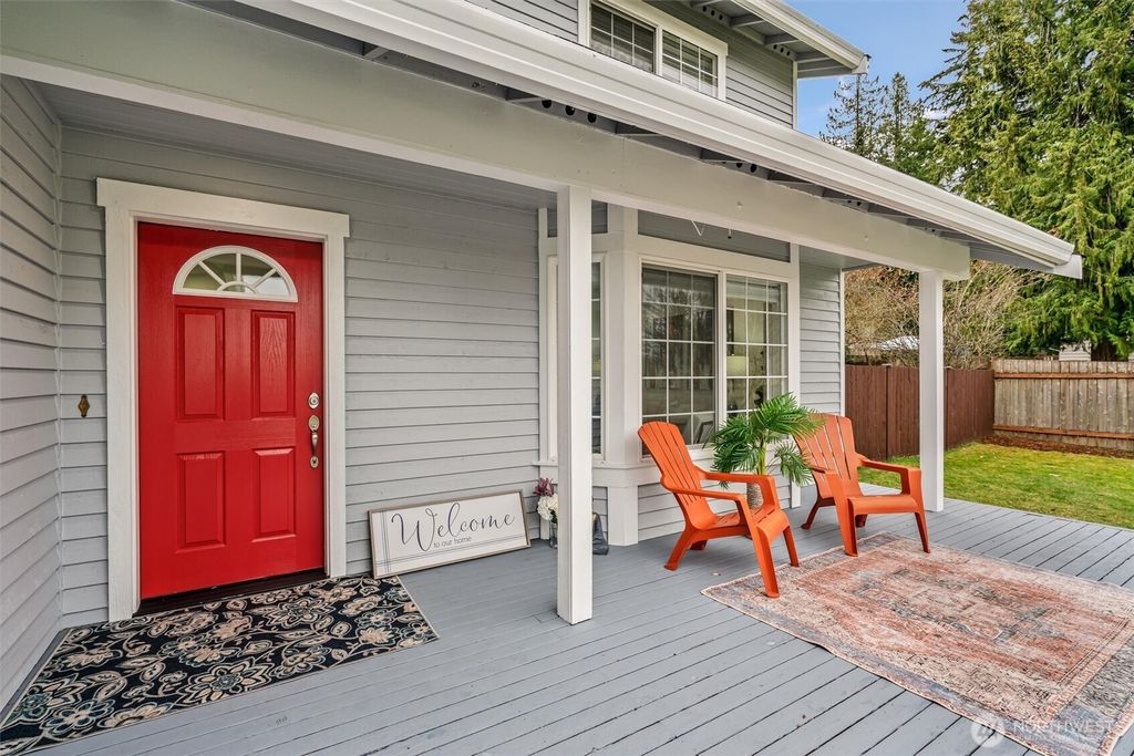 Photo of 19511 26th Drive SE, Bothell, WA 98012 (MLS # 2346438)