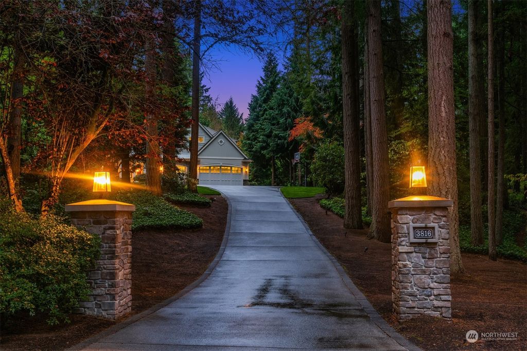 Photo of 3816 130th Avenue NE, Bellevue, WA 98005 (MLS # 2165621)