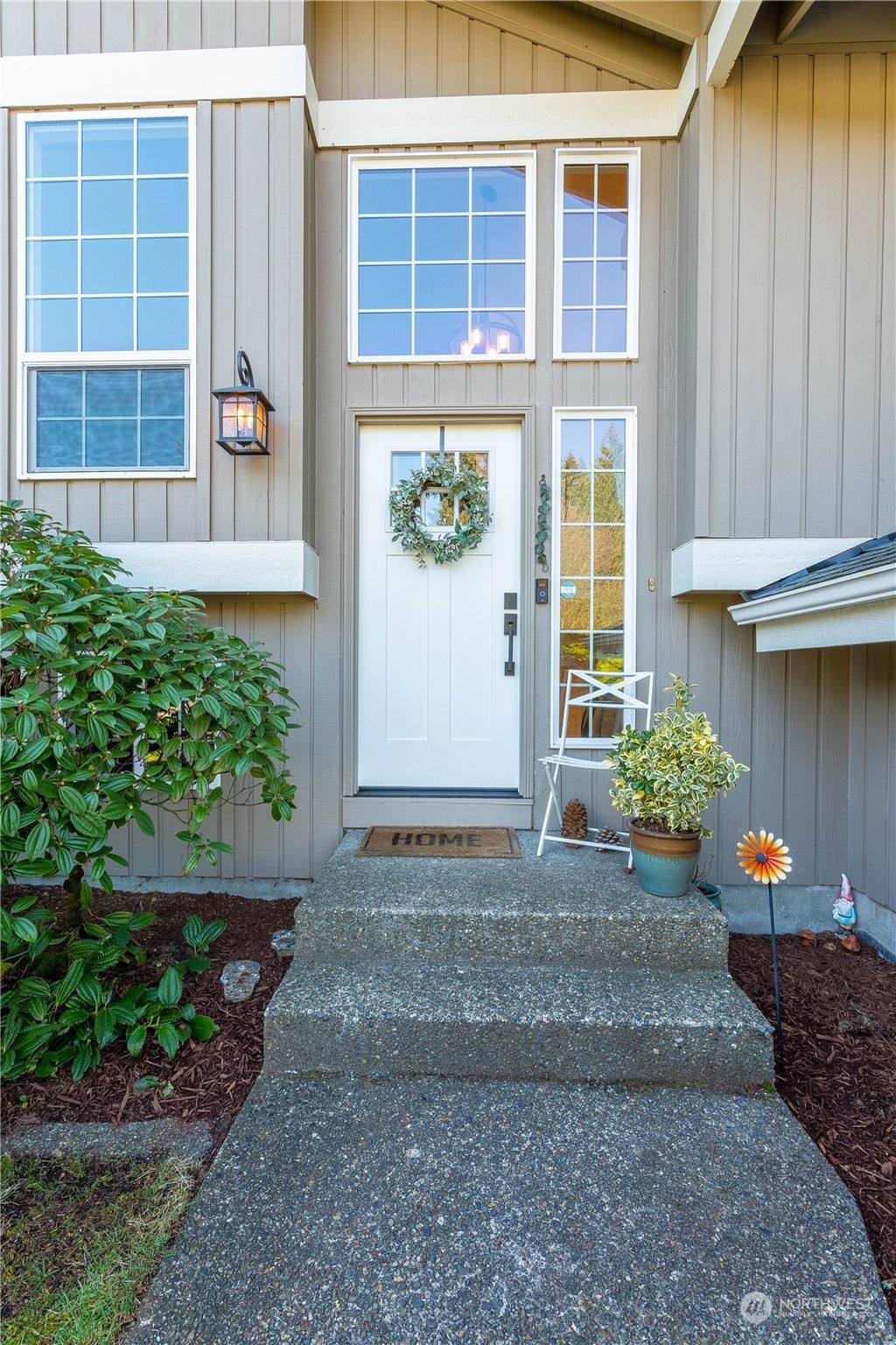 Photo of 11829 SE 322nd Place, Auburn, WA 98092 (MLS # 2035130)