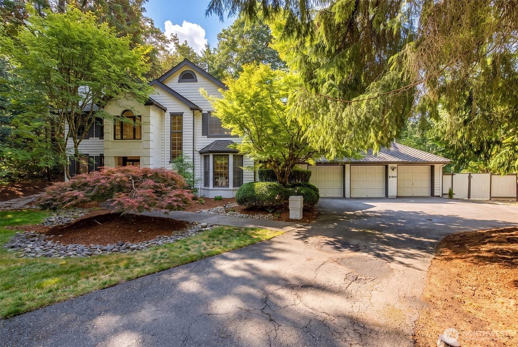 Photo of 21517 NE 143rd Place, Woodinville, WA 98077 (MLS # 2567700)
