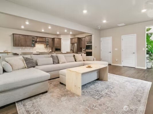 20438 SE 256th Street