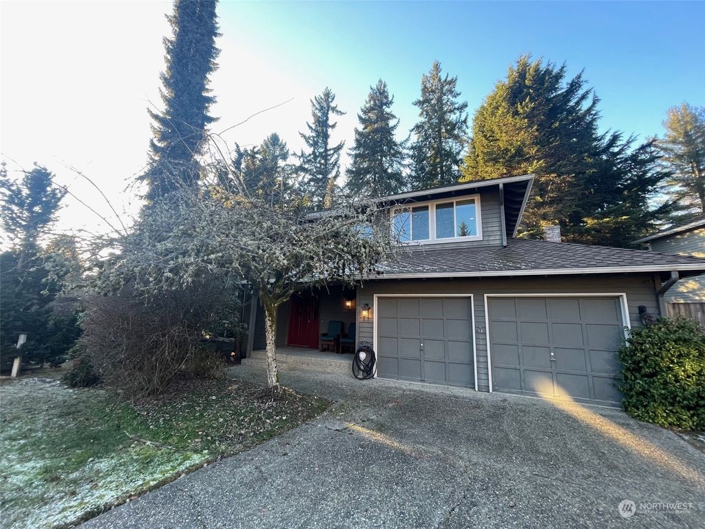 Photo of 14131 177th Avenue NE, Redmond, WA 98052 (MLS # 2191187)