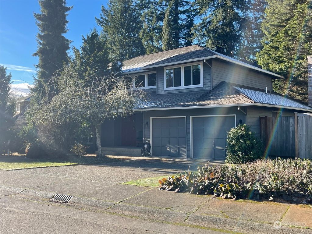 Photo of 14131 177th Avenue NE, Redmond, WA 98052 (MLS # 2191187)