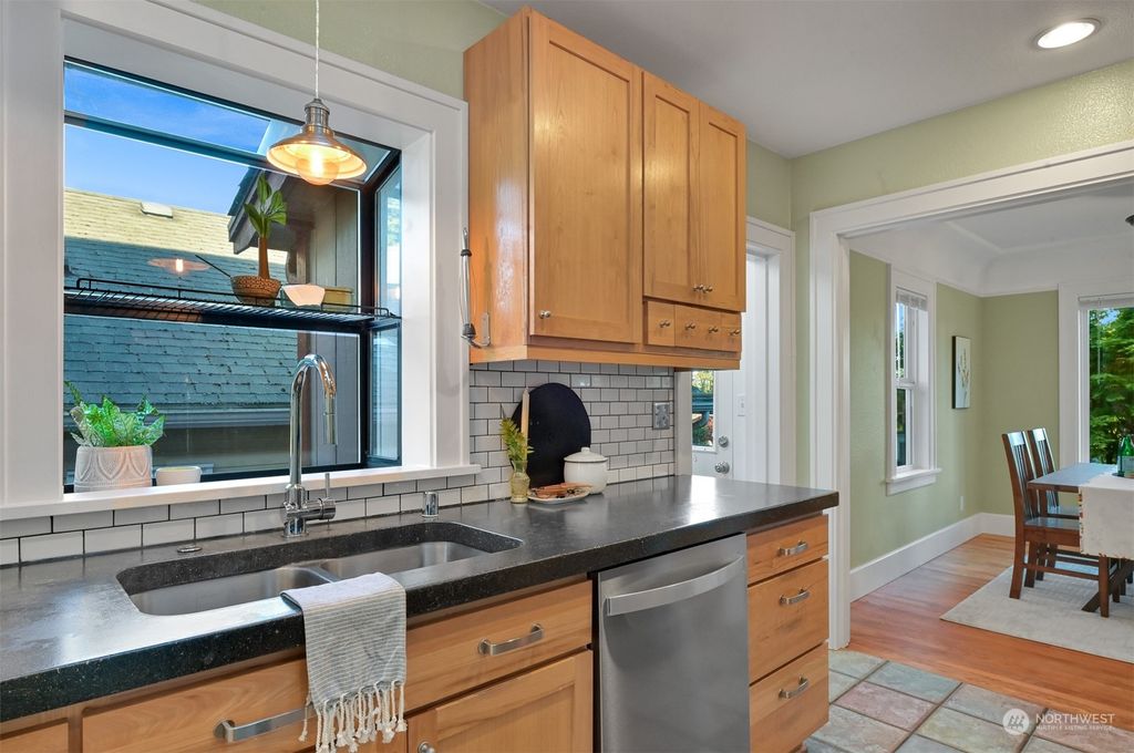 Photo of 926 N 102nd Street, Seattle, WA 98133 (MLS # 2251182)