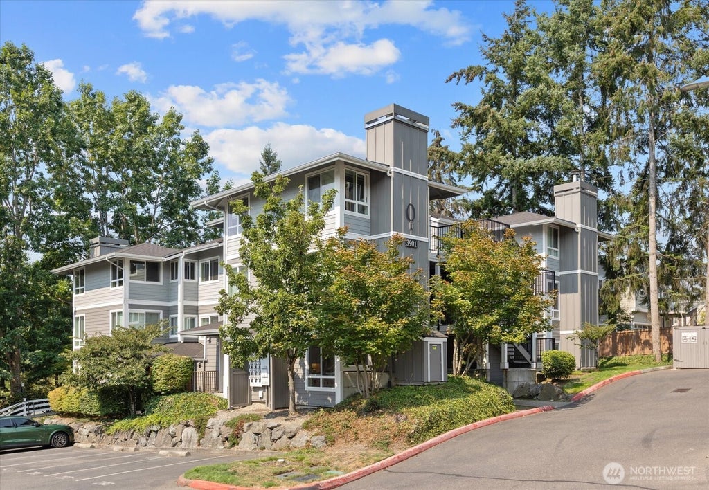 Photo of 3901 243rd Place SE #O103, Bothell, WA 98021 (MLS # 2574631)